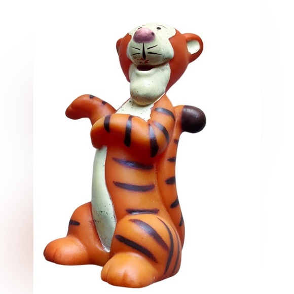 Lots of Vintage Winnie the Pooh bath toys - Picture 2 of 5